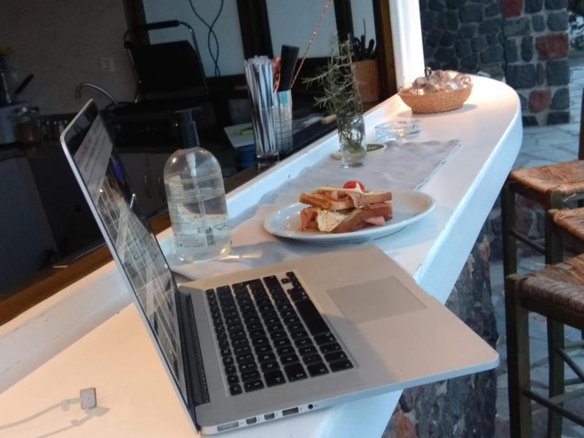 Ecoxenia Aparthotel Oía Zewnętrze zdjęcie